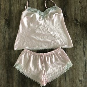 VICTORIA’S SECRET Baby Pink Night Set